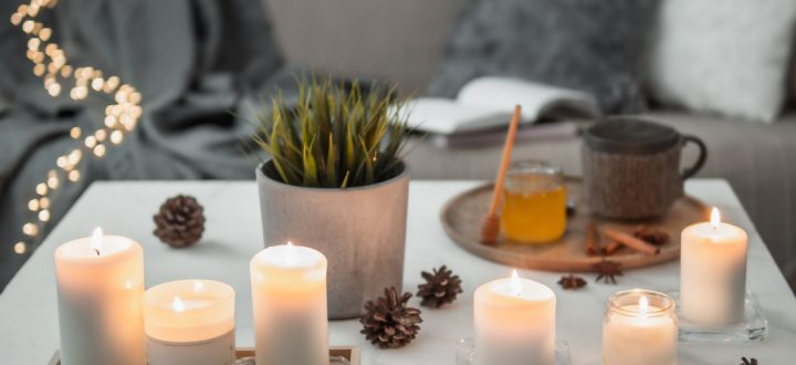 Versáteis, românticas e charmosas, as velas ajudam a promover sensações de bem-estar, aconchego e conforto térmico ao lar